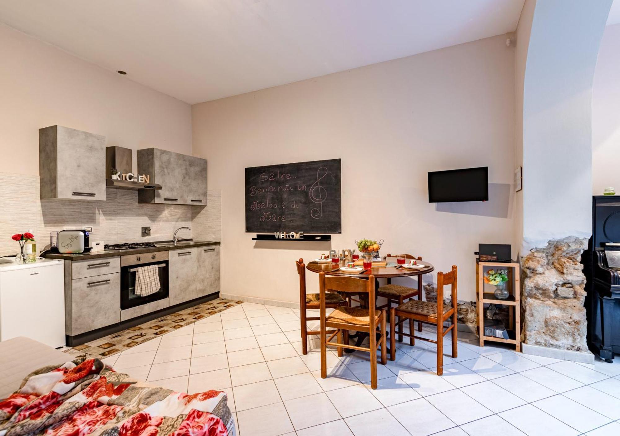 Melodia Di Mare, Teatro & Centro, Armonia E Relax Apartment Livorno Exterior photo